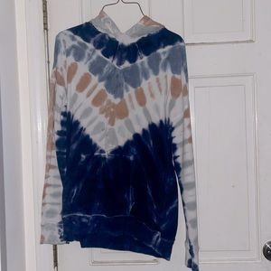 Blue, brown and white true craft hoodie size M